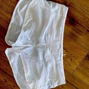 Ladies size 8 lined lululemon shorts worn once